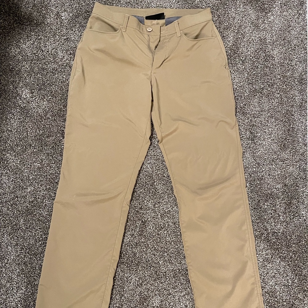 Under Armour Loose dress pants.